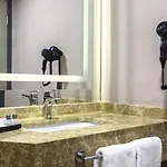 Hotel The